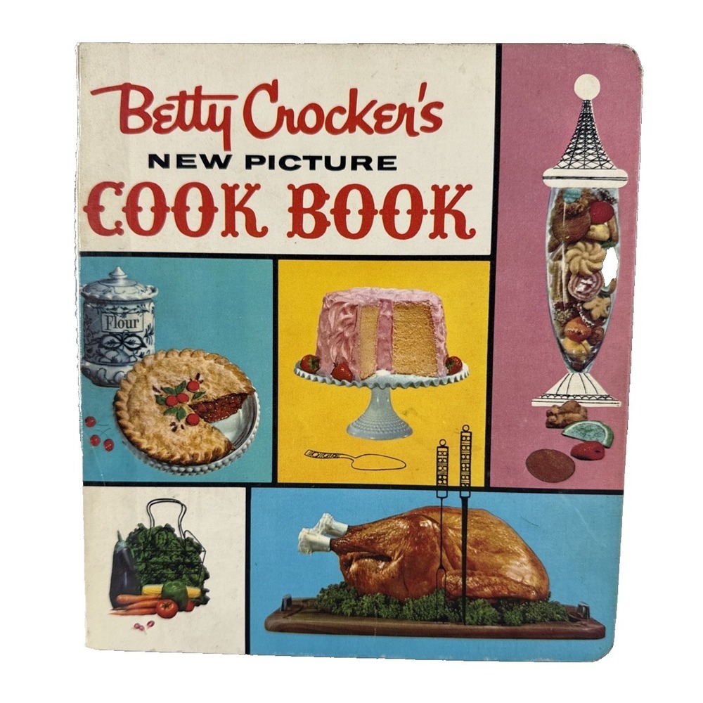 Betty Crockers NEW PICTURE Cook Book 1961 FIRST EDITION 2nd Print 5 RING READ